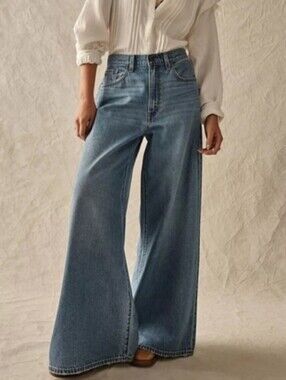 Levi's XL Flood Jeans Know It All Size 34.